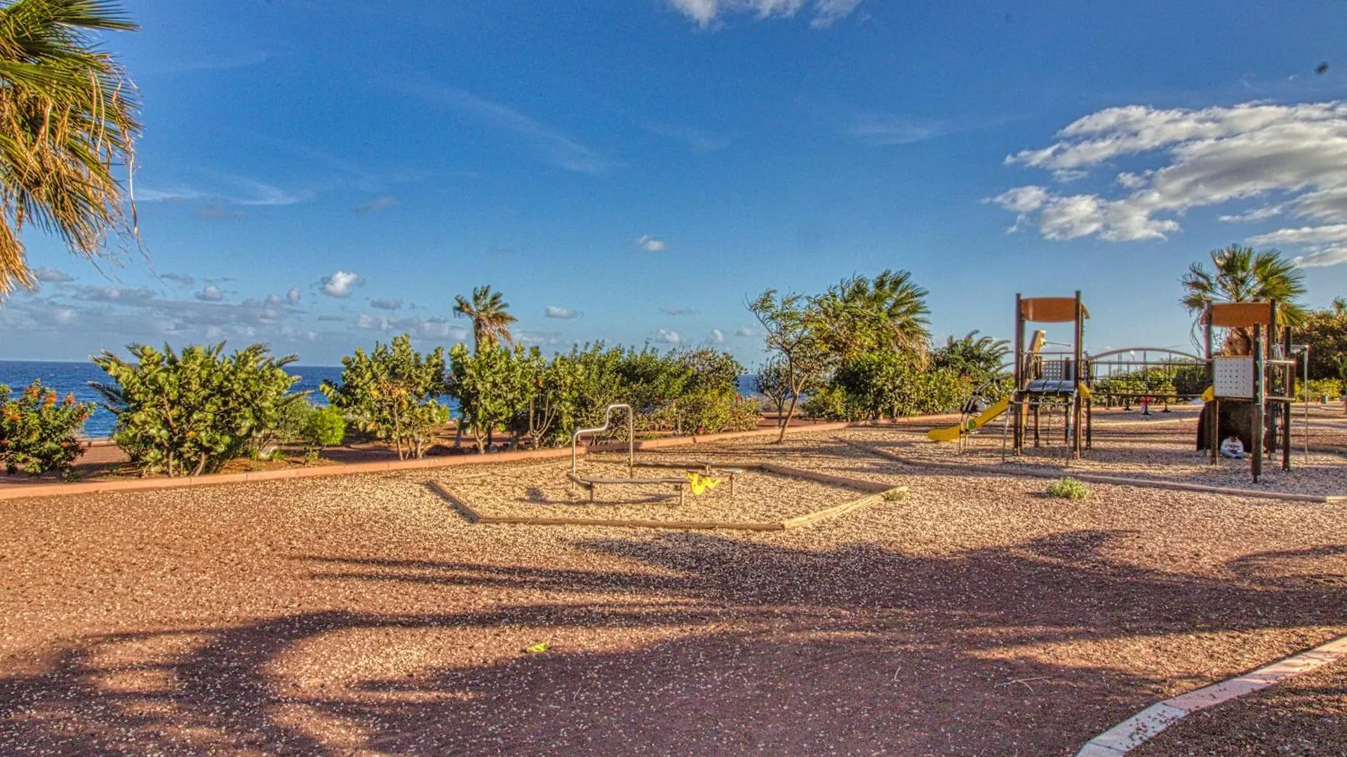 Daire Sea Apartament El Cano In Radazul Sea Beach